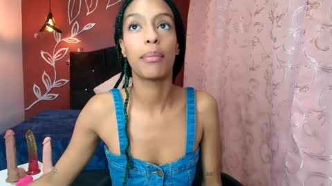 Zia Green online show from January 2025 07:48:01 PM