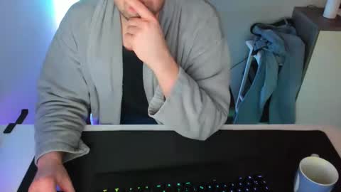 Snapshot of ziemlichflutschig chatting on January 2025 07:40:01 PM ziemlichflutschig online show from January 2025 07:40:01 PM