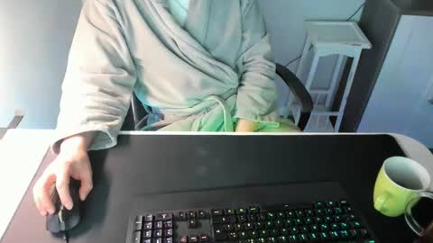 Snapshot of ziemlichflutschig chatting on February 2025 04:27:02 AM ziemlichflutschig online show from February 2025 04:27:02 AM