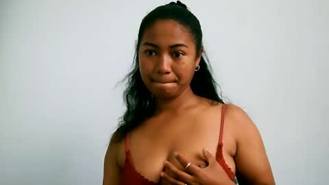 elly online show from July 2026 04:37:01 AM