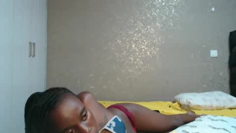 Zinadine online show from April 2026 04:22:01 AM