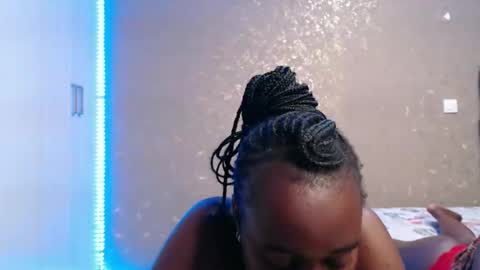 Zinadine online show from April 2026 05:32:01 PM