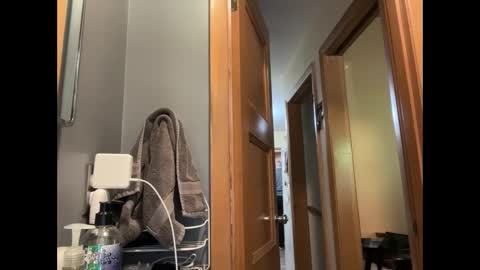 zinger283069 online show from January 2025 09:32:02 PM