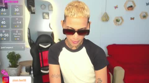 Snapshot of zion__lee chatting on January 2025 07:31:01 PM Zion online show from January 2025 07:31:01 PM