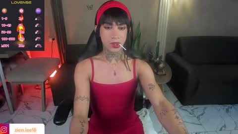 Snapshot of zion__lee chatting on February 2026 07:32:02 PM Zion online show from February 2026 07:32:02 PM