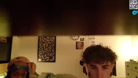 Snapshot of zipdown_ chatting on November 2025 10:42:02 PM zipdown online show from November 2025 10:42:02 PM