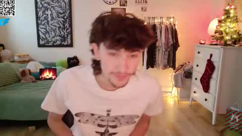 Snapshot of zipdown_ chatting on December 2025 08:36:02 PM zipdown online show from December 2025 08:36:02 PM