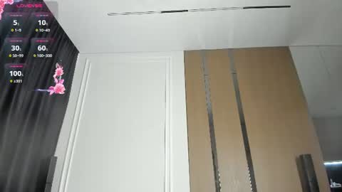 zirael_swan online show from July 2026 03:09:01 AM