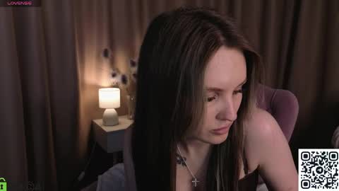 Zlata  Mon Tue Thu Fri Sun Sa GMT 3 0000pm - 0600pm  online show from May 2026 09:26:02 AM