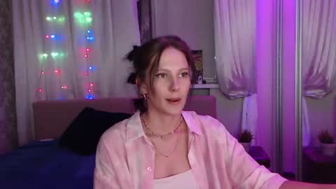 Zlata online show from August 2026 06:02:01 PM