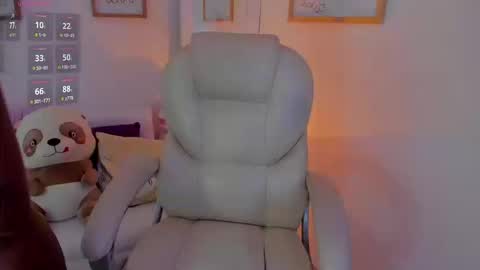 Snapshot of zobe_love chatting on March 2026 05:42:02 PM Zobe Love online show from March 2026 05:42:02 PM