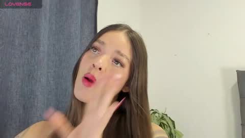 Snapshot of zoe69__ chatting on February 2025 02:18:01 AM ZOE online show from February 2025 02:18:01 AM