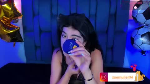 zoe_axel1 online show from June 2026 07:47:01 PM