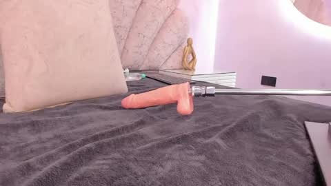 zoe_blosson online show from April 2026 02:25:02 AM