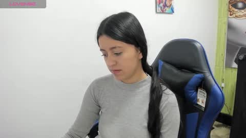 Z O E online show from February 2026 08:54:01 PM