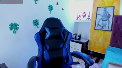 Z O E online show from March 2026 09:14:02 PM