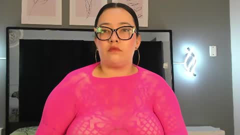 zoe_curvyy online show from July 2026 12:02:02 PM