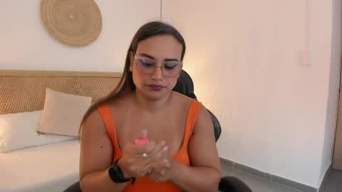 Zoe  online show from June 2026 12:29:01 PM