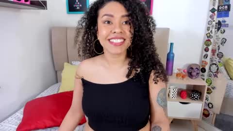 Snapshot of zoe_gruber chatting on January 2025 03:32:02 AM Zoe Gruber online show from January 2025 03:32:02 AM