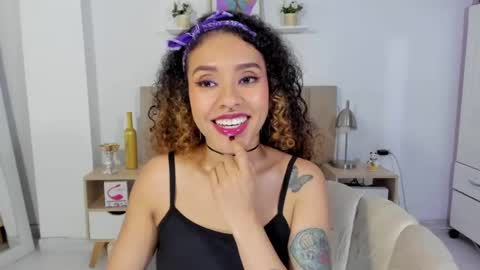 Zoe Gruber online show from July 2026 01:19:01 AM