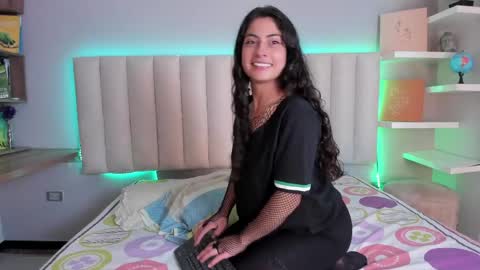 zoe_henderson online show from March 2026 02:39:02 AM