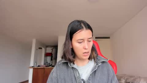 ZOE online show from February 2025 08:13:02 PM