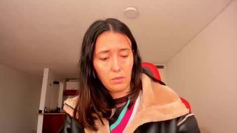 Snapshot of zoe_jeane_beker chatting on November 2025 09:15:01 PM ZOE online show from November 2025 09:15:01 PM