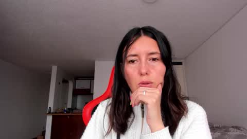 Snapshot of zoe_jeane_beker chatting on November 2025 09:15:02 PM ZOE online show from November 2025 09:15:02 PM