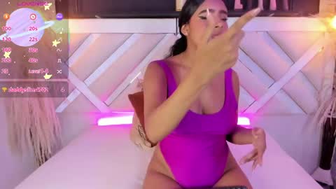 Snapshot of zoe_johnsonn1 chatting on June 2026 10:15:01 PM Zoey online show from June 2026 10:15:01 PM