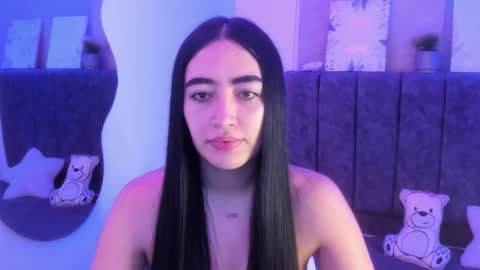 zoe_jones7 online show from February 2026 11:52:02 PM
