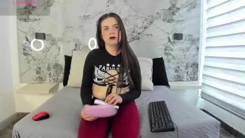 Zoe online show from March 2026 12:00:02 PM