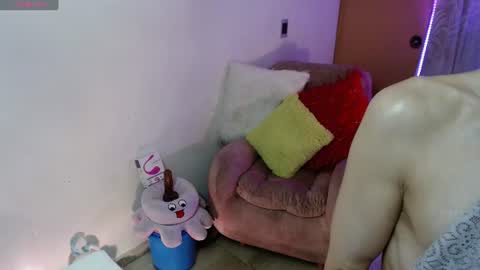 Zoe online show from June 2026 03:19:02 AM