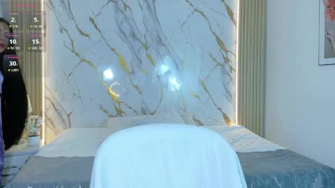 zoe_longhair online show from June 2026 06:57:01 PM