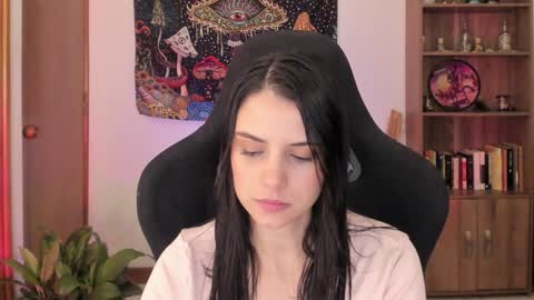 Zoe  online show from January 2025 12:06:02 AM