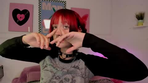 Zoe Lynch online show from May 2026 12:02:01 PM