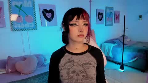 Zoe Lynch online show from June 2026 12:16:01 PM