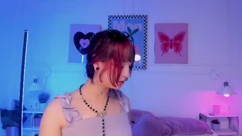 Zoe Lynch online show from July 2026 03:21:02 PM