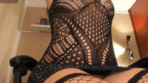zoe_millerx online show from March 2026 12:05:01 PM