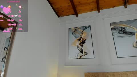 zoe_moon__ online show from May 2026 11:16:02 AM