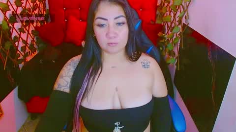 zoe_naughty22 online show from June 2026 06:52:02 AM