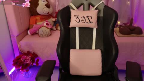 zoe_sullivan_ online show from March 2026 09:13:01 AM