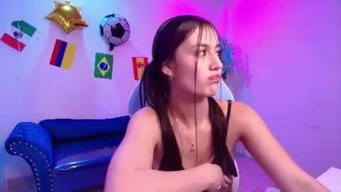 Zoe online show from July 2026 11:40:01 PM