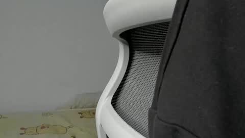 Zoe online show from May 2026 01:01:01 AM