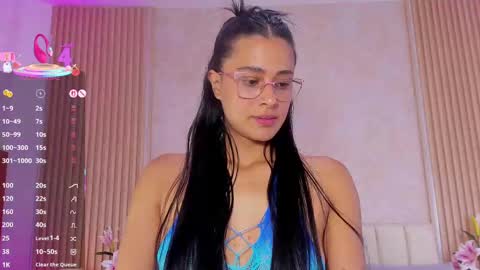 zoebarlowe online show from October 2025 07:11:02 PM