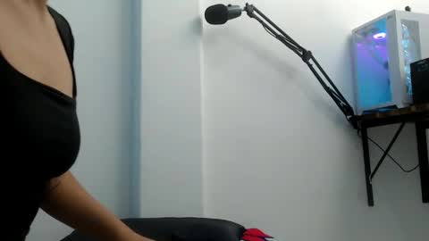 ZOE online show from June 2026 02:02:02 AM