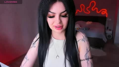 zoedrift online show from May 2026 02:04:01 PM
