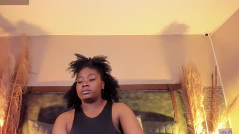 Snapshot of zoee_23 chatting on December 2024 12:15:01 PM Zoe online show from December 2024 12:15:01 PM