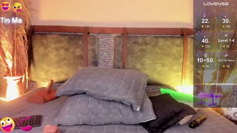 Snapshot of zoee_23 chatting on January 2025 03:07:01 PM Zoe online show from January 2025 03:07:01 PM