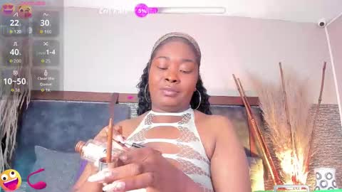 Snapshot of zoee_23 chatting on October 2025 10:49:01 AM Zoe online show from October 2025 10:49:01 AM