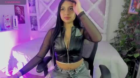 zoee_669 online show from July 2026 03:57:02 AM